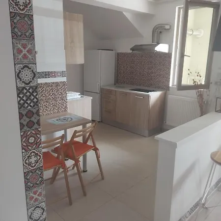 Garsoniere Fundeni - Langa Spital