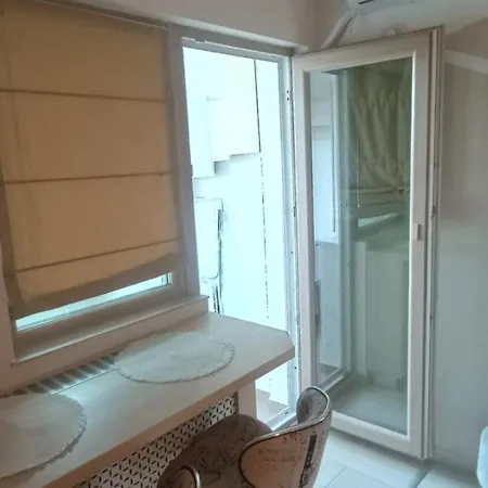 Garsoniere Fundeni - Langa Spital * Bukareszt