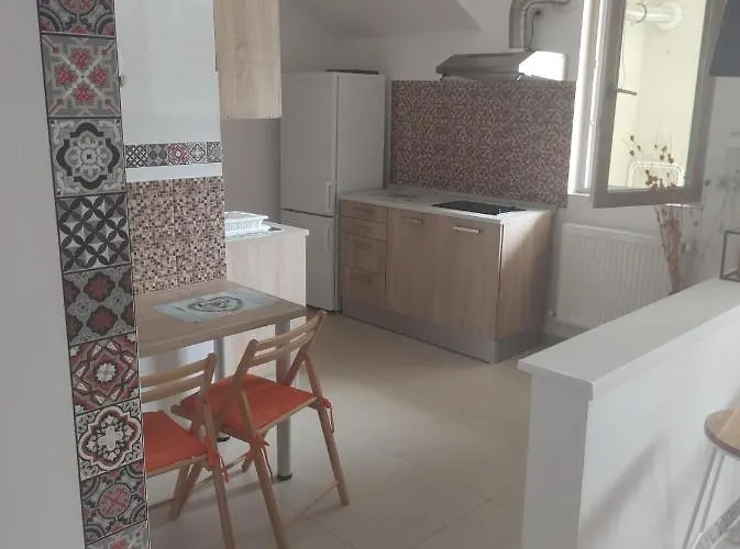 Garsoniere Fundeni - Langa Spital